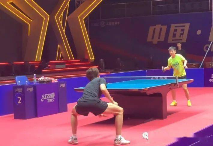 出非凡的个 出非凡的个